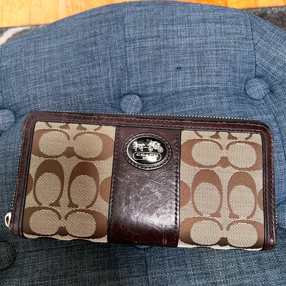 Coach Signature Brown and Cream Wallet